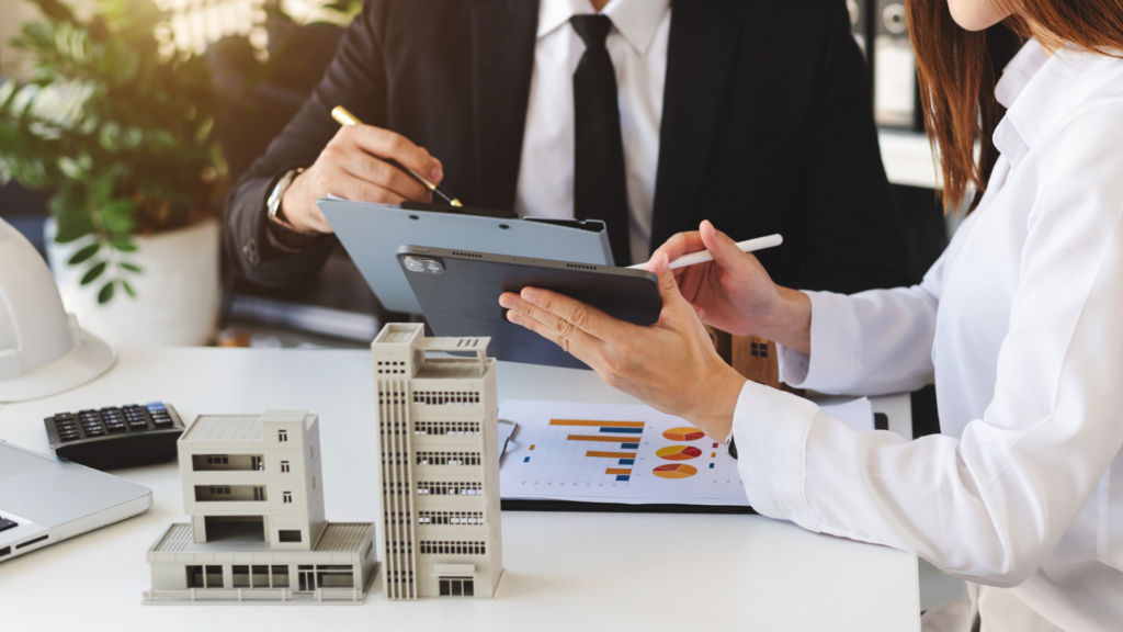 Buyer's agent advising on off-market property buying
